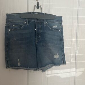 Level 99 Women’s Jean Shorts Size 26